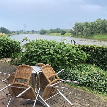 Thuiskomen, Genieten Aan Het Water Maaseik Esterno foto
