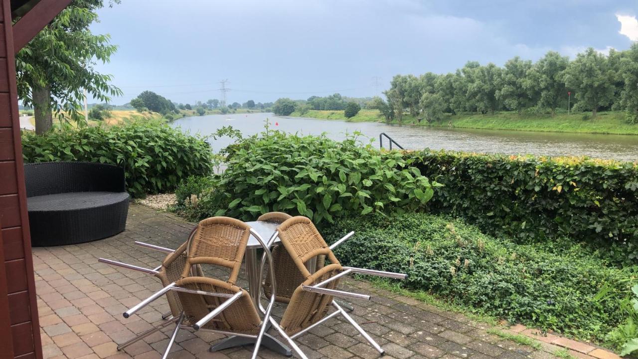 Thuiskomen, Genieten Aan Het Water Maaseik Esterno foto